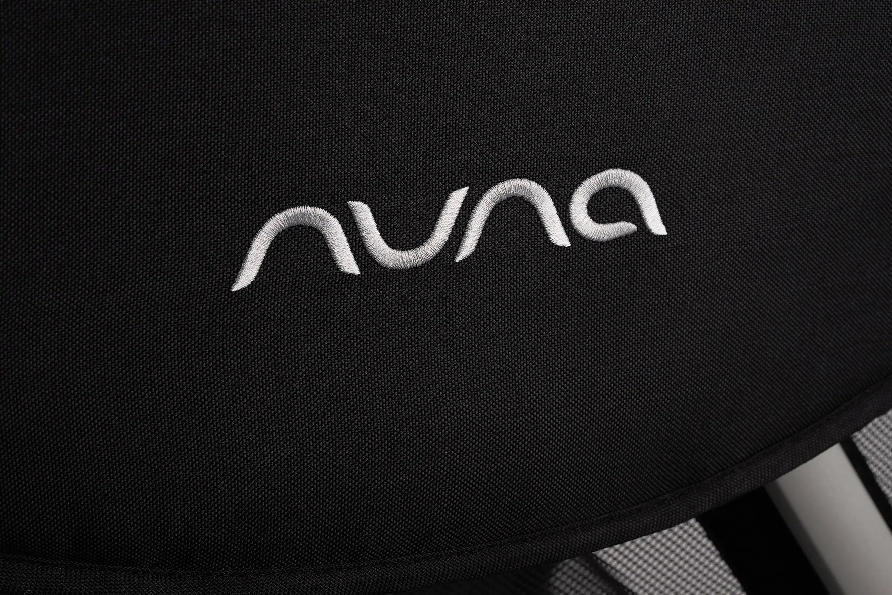 Lit parapluie Nuna SENA Aire Caviar Nuna