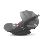 Siège-auto CYBEX Cloud T i-Size couleur Mirage Grey en position allongée pour installation ergonomique