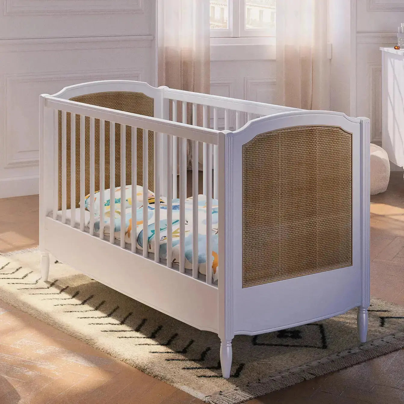 Lit Hermione style Louis XVI en rotin & bois massif coloris Neige Théo